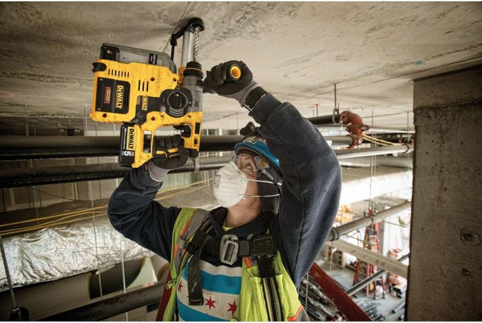 Аккумуляторный перфоратор DeWALT SDS-Plus DCH273NT-XJ