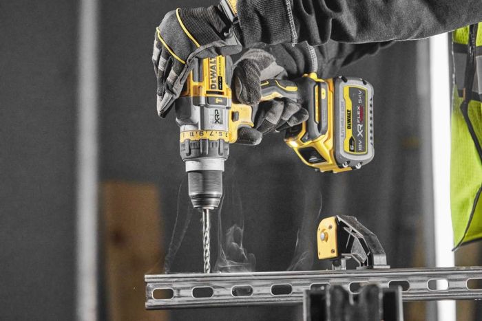 Дрель-шуруповерт ударный бесщёточный аккумуляторный DeWALT DCD999NT-XJ