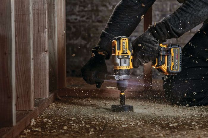 Дрель-шуруповерт ударный бесщёточный аккумуляторный DeWALT DCD999NT-XJ